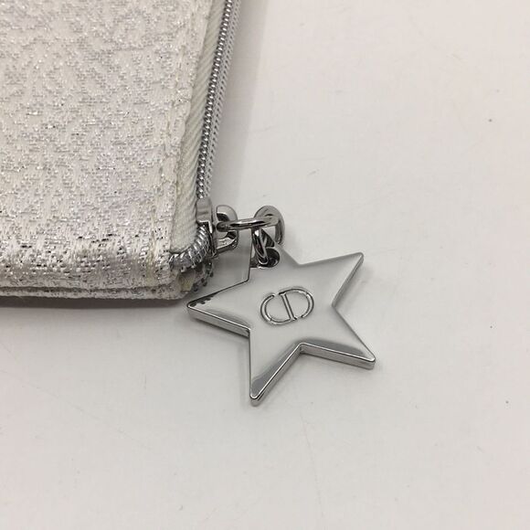 Dior Forever Glow Beauty Max Silver Makeup Pouch Clutch Star Zipper Pull - Picture 8 of 15